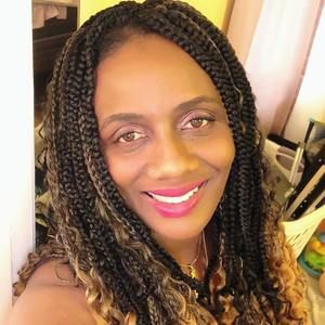 Meet your Posher, Shanitta